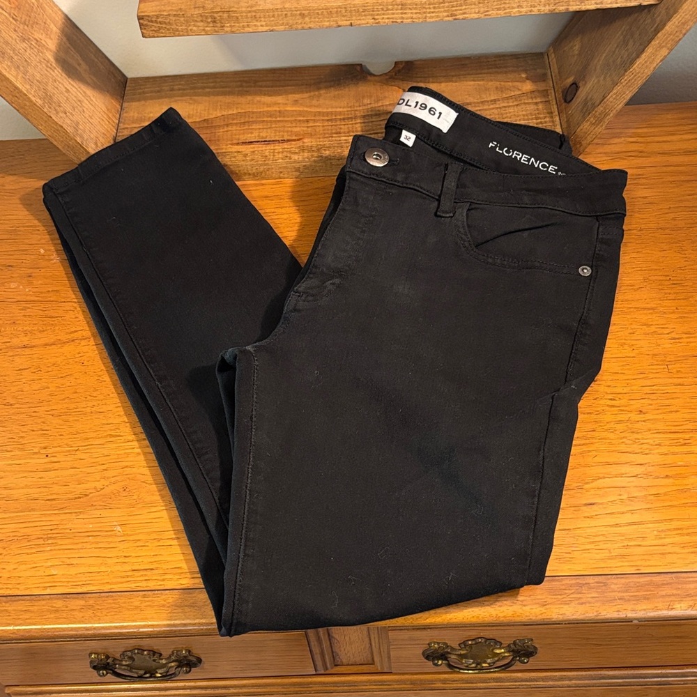 DL1961 Classic Black Jeans
